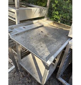 Arbeitstisch aus Edelstahl 106 x 72 x 85 cm (B x T x H) Bei Lieferung gereinigt