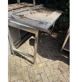 Abtropftisch aus Edelstahl, 150 x 75 x 90 cm (B x T x H), vor Auslieferung gereinigt