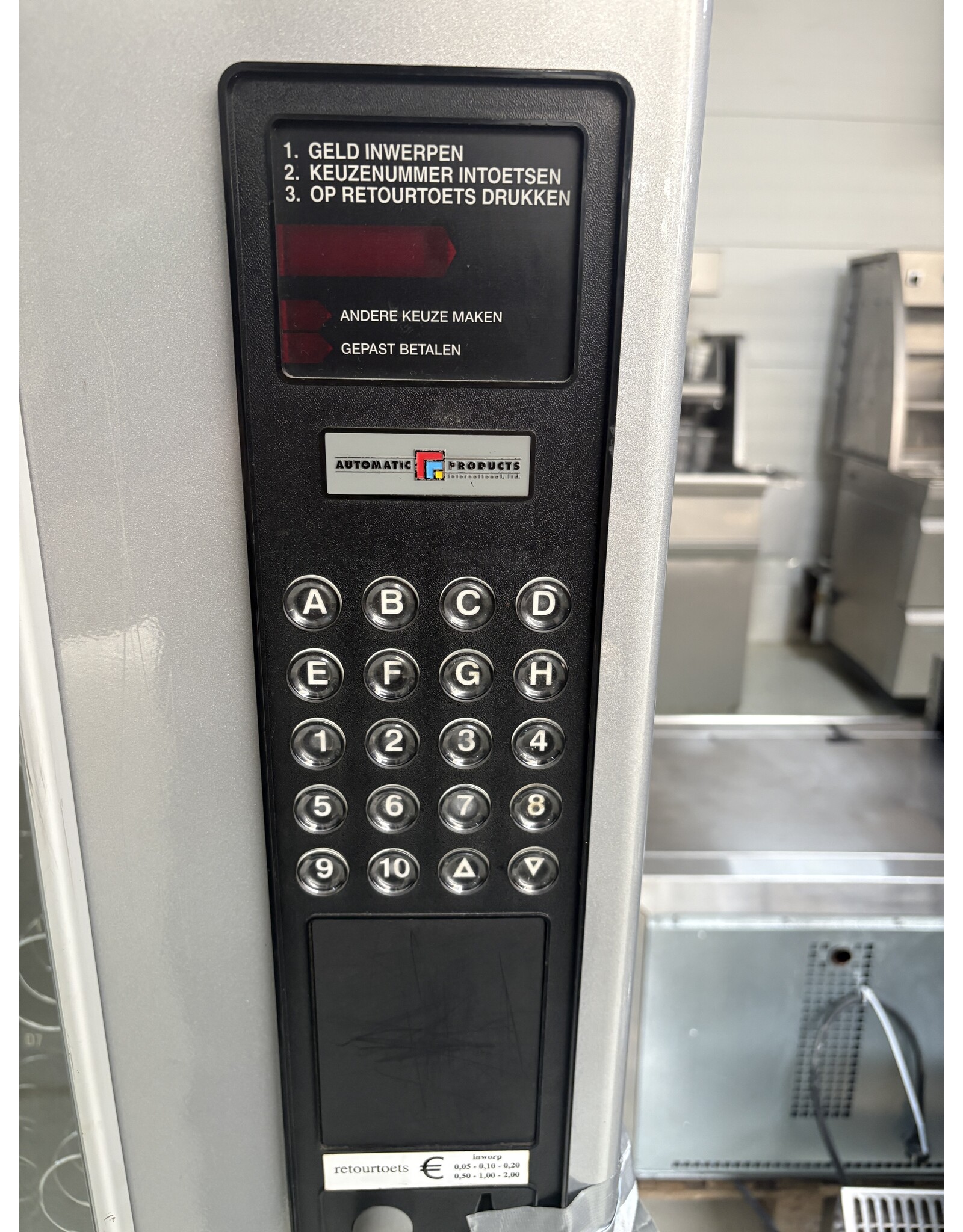 automatic products Hinweis zum Verkaufsautomaten: Kein Schloss!
