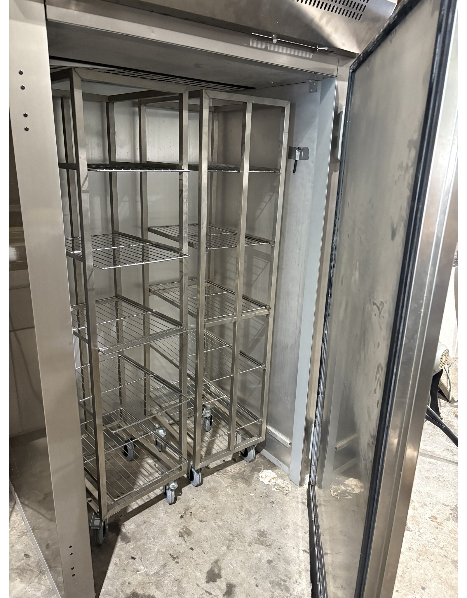 Foster Foster FADPRT2 RVS Roll-In Koelkast