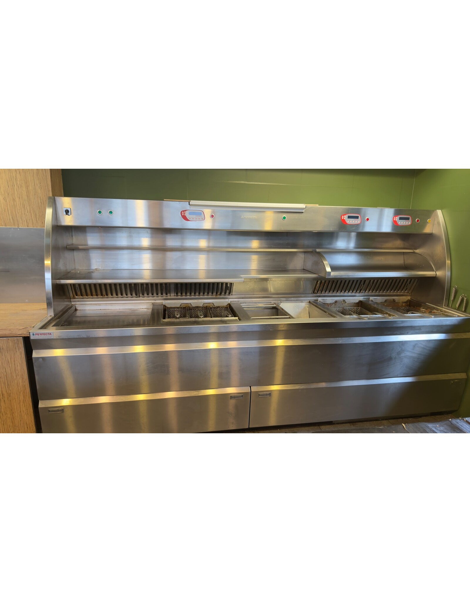 Perfecta Nog niet gereviseerd - Perfecta bakwand 7 manden+bkpl+scoop