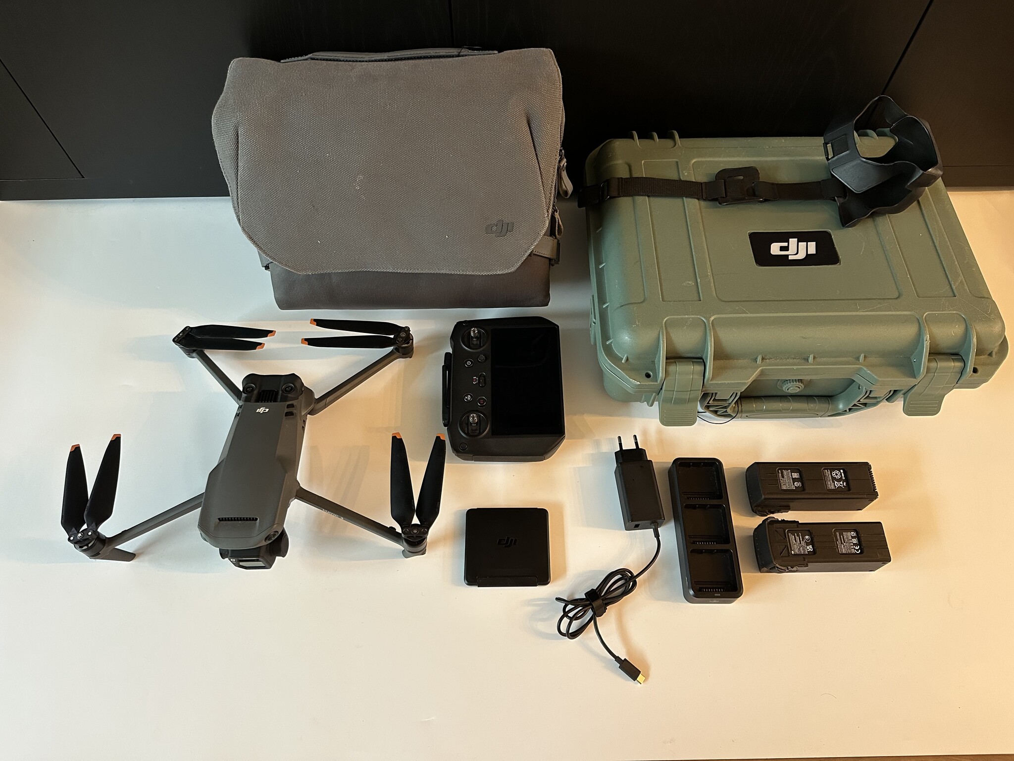 DJI DJI Mavic 3 Fly More Combo met RC PRO controller - occasion afbeelding