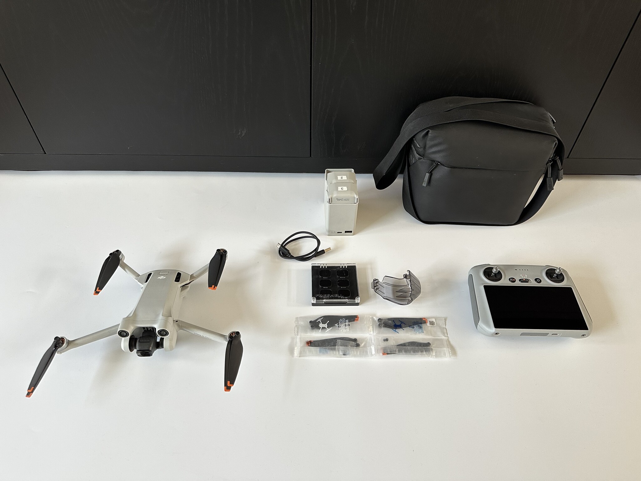 DJI DJI MINI 3 PRO Fly More Combo - garantie - 3 accu’s-occasion afbeelding