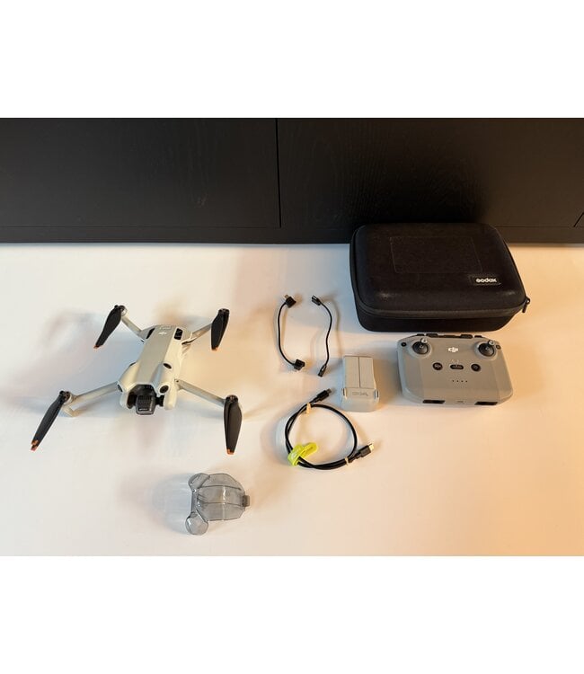DJI MINI 4 PRO + RC N3 controller- occasion - nieuwstaat