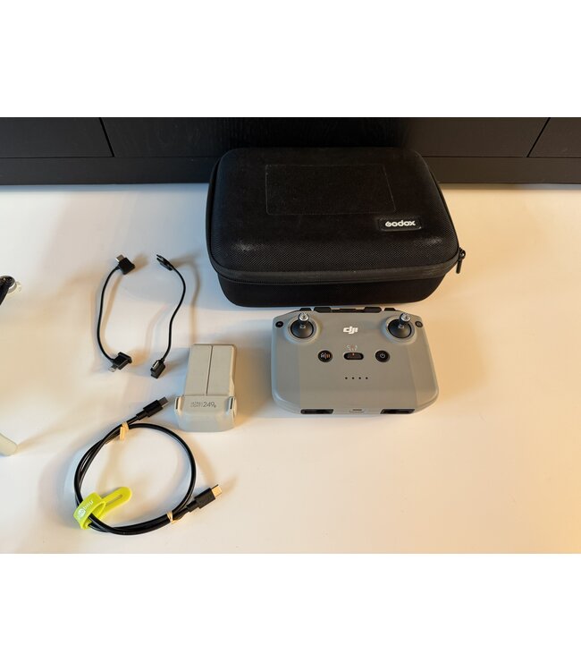 DJI MINI 4 PRO + RC N3 controller- occasion - nieuwstaat
