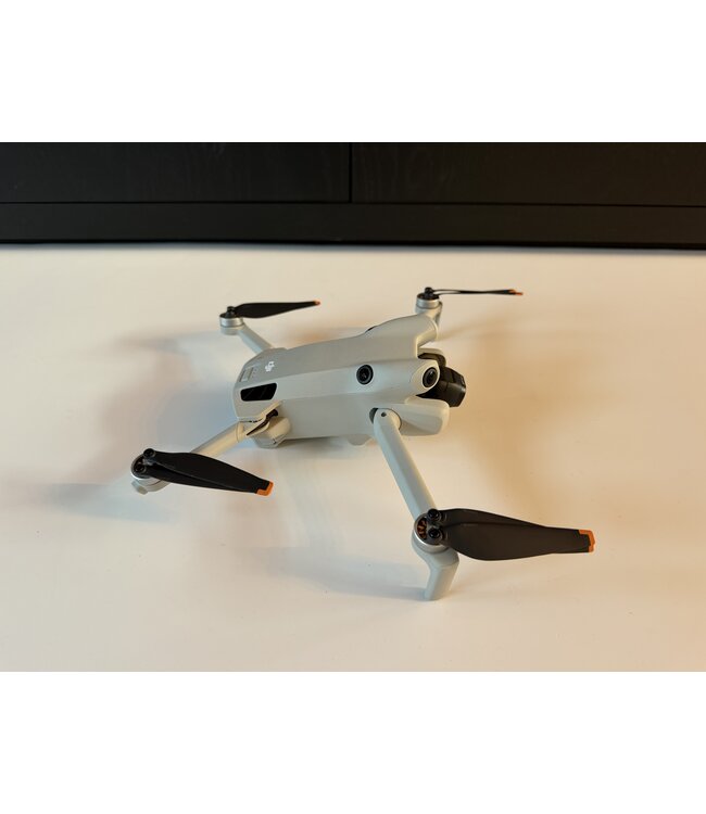 DJI MINI 4 PRO + RC N3 controller- occasion - nieuwstaat