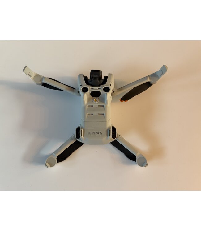 DJI MINI 4 PRO + RC N3 controller- occasion - nieuwstaat