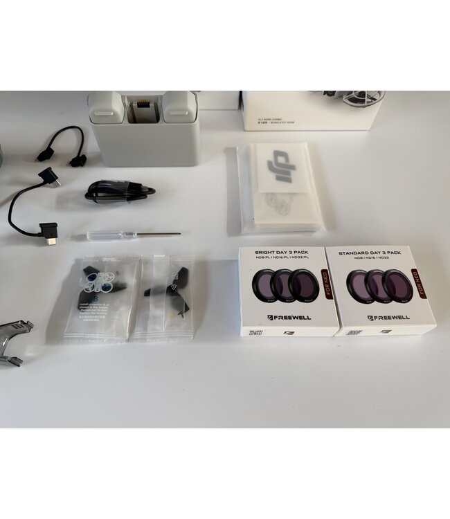 DJI NEO Fly More Combo + rc n3 controller bijna volledig nieuw +nd filters