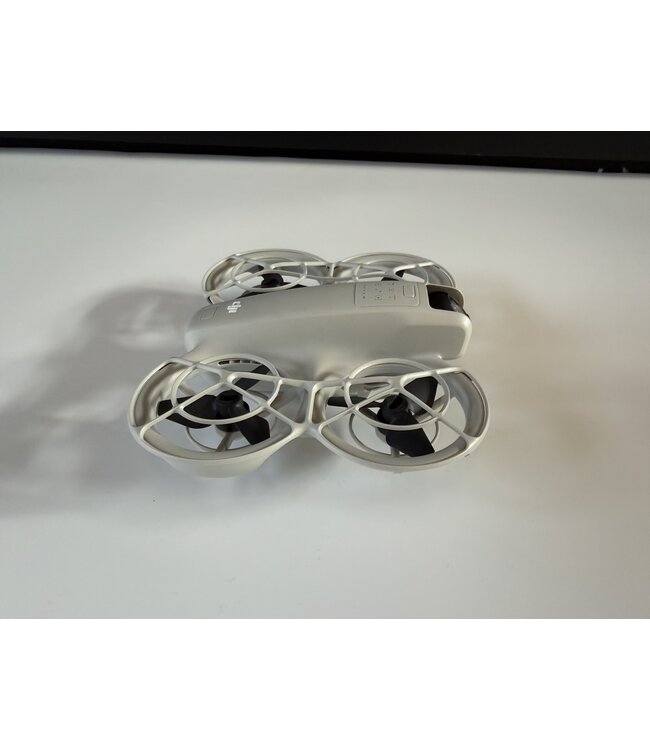 DJI NEO Fly More Combo + rc n3 controller bijna volledig nieuw +nd filters