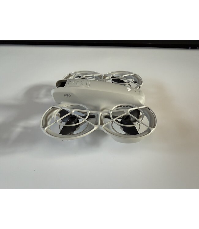 DJI NEO Fly More Combo + rc n3 controller bijna volledig nieuw +nd filters