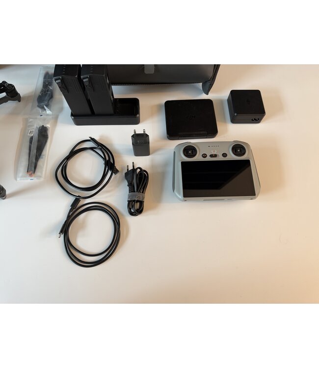 DJI MAVIC 3 PRO FMC met RC 2 controller (garantie)