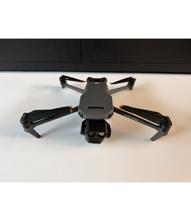 DJI MAVIC 3 PRO FMC met RC 2 controller (garantie)