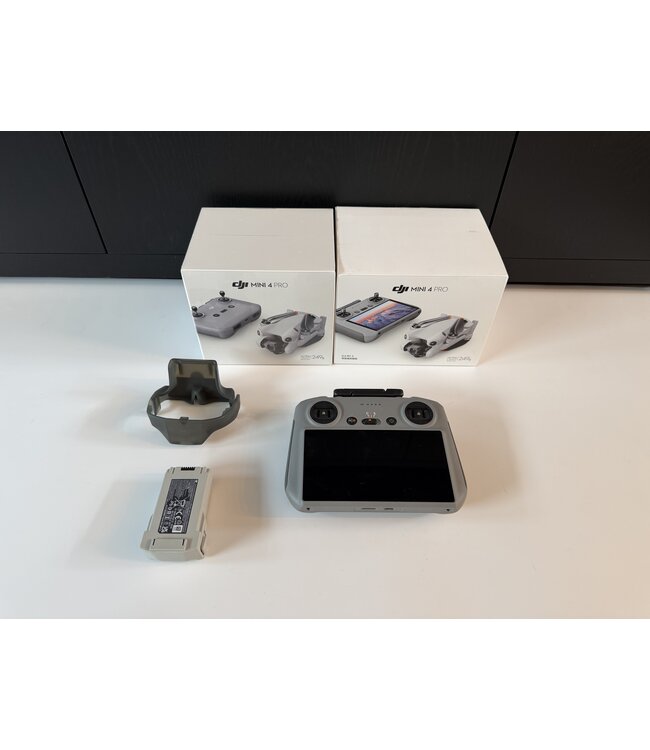 DJI MINI 4 PRO Smart controller- FLY MORE - occasion