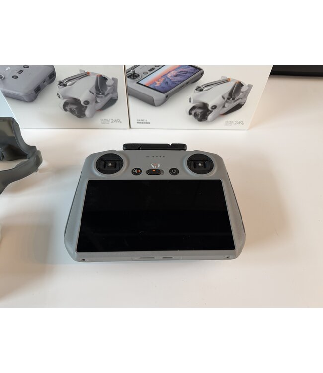 DJI MINI 4 PRO Smart controller- FLY MORE - occasion