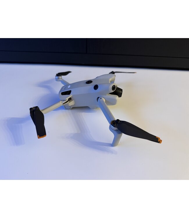 DJI MINI 4 PRO Smart controller FMC- lichte gebruikerssporen
