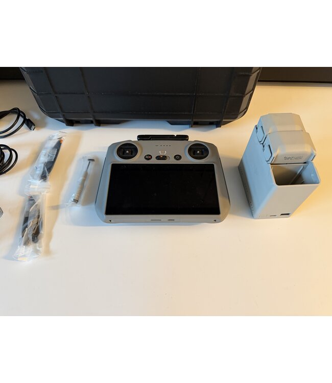 DJI MINI 4 PRO Smart controller FMC- nieuwstaat - garantie