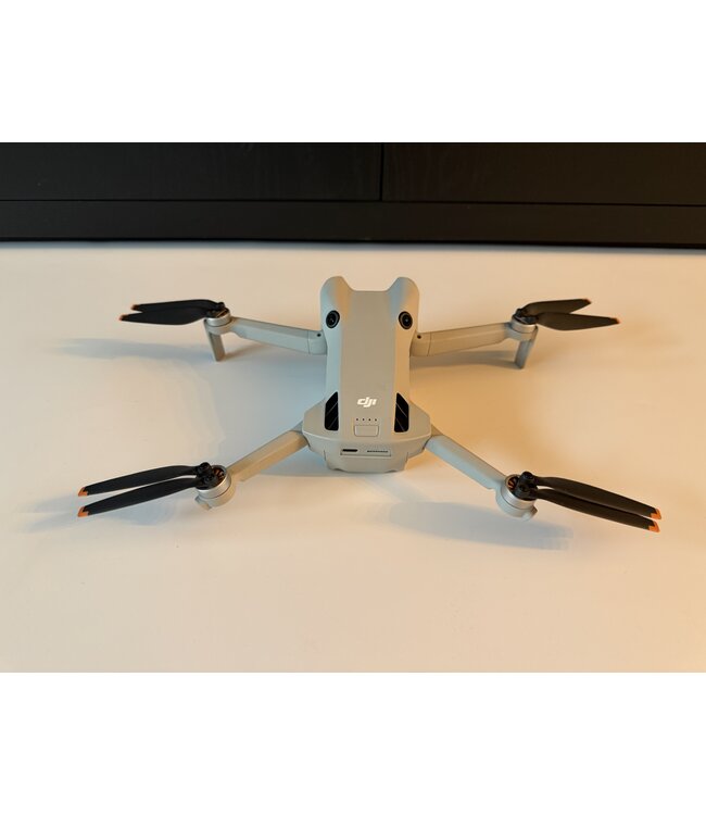 DJI MINI 4 PRO Smart controller FMC- nieuwstaat - garantie