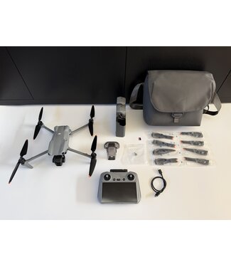 DJI DJI Air 3+FMC met rc 2 controller - sublieme staat