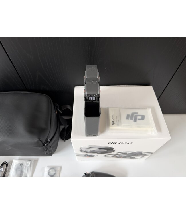 DJI Avata 2 - Fly More Combo (Three Batteries) -  marge