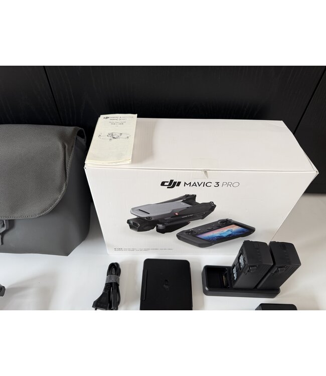 DJI MAVIC 3 PRO FMC met RC PRO controller (garantie)  gebruikt