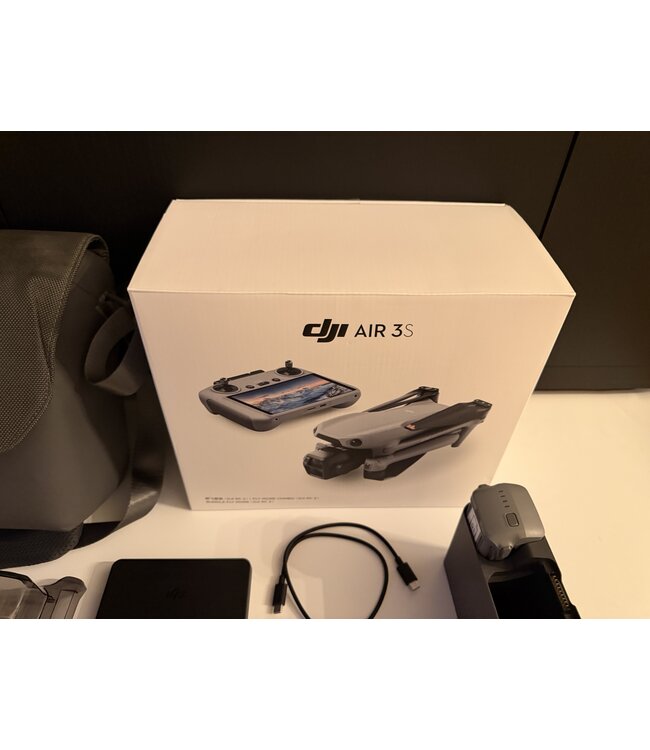 DJI AIR 3S - Fly More Combo - RC 2 controller - sublieme conditie - occasion