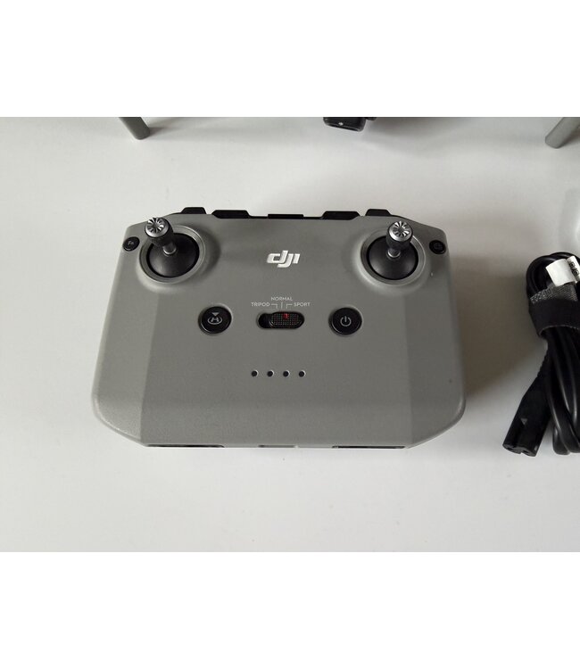 DJI AIR 2 Fly More Combo - garantie - 5 accu's - occasion