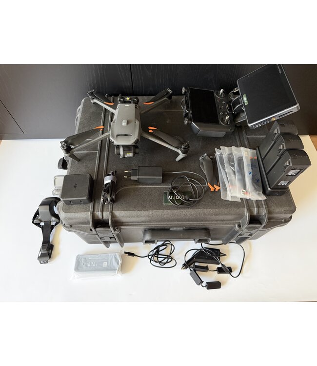 DJI Mavic 3 Thermal fly more combo (4 accu’s) - Reburbished