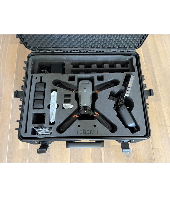 DJI Mavic 3 Thermal fly more combo (4 accu’s) - Reburbished
