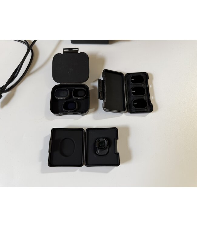 DJI MINI 4 PRO Smart controller FMC, 6 accu's - nieuwstaat - garantie + diverse nd filters