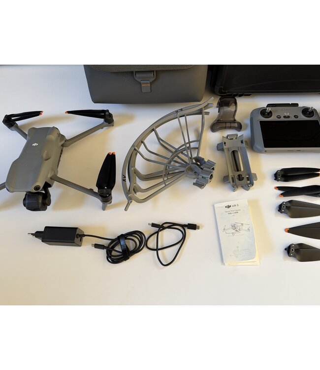 DJI Air 3+FMC met rc 2 controller - sublieme staat