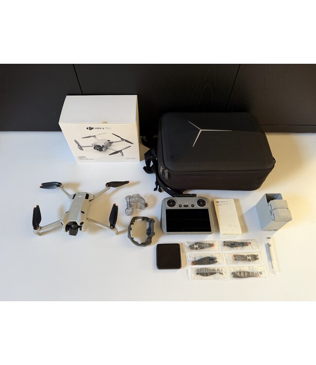 DJI MINI 4 PRO Smart controller FMC, rugzak- nieuwstaat - garantie - nd filters