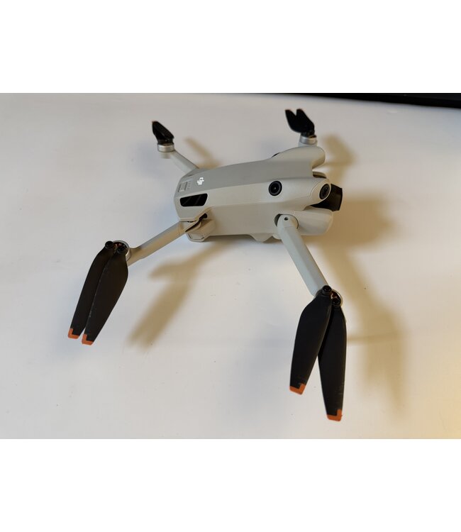 DJI MINI 4 PRO Smart controller FMC, rugzak- nieuwstaat - garantie - nd filters