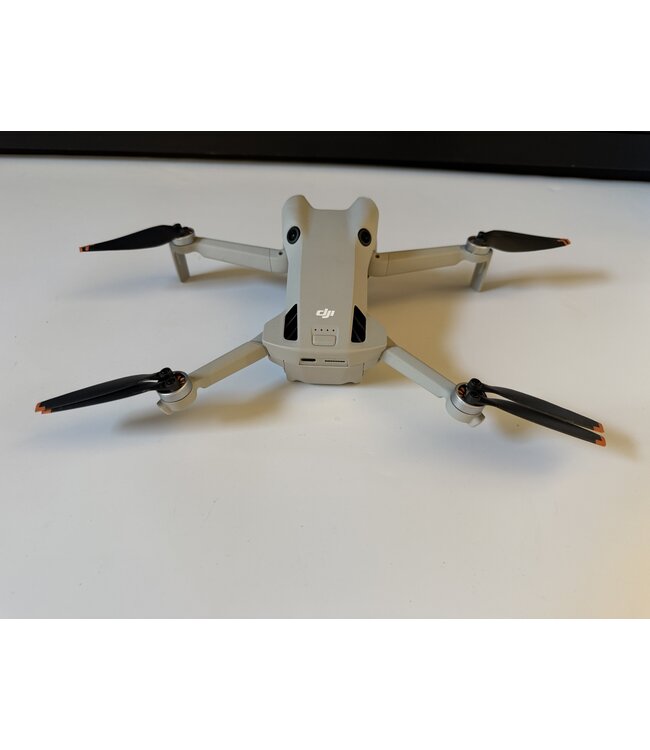 DJI MINI 4 PRO Smart controller FMC, rugzak- nieuwstaat - garantie - nd filters