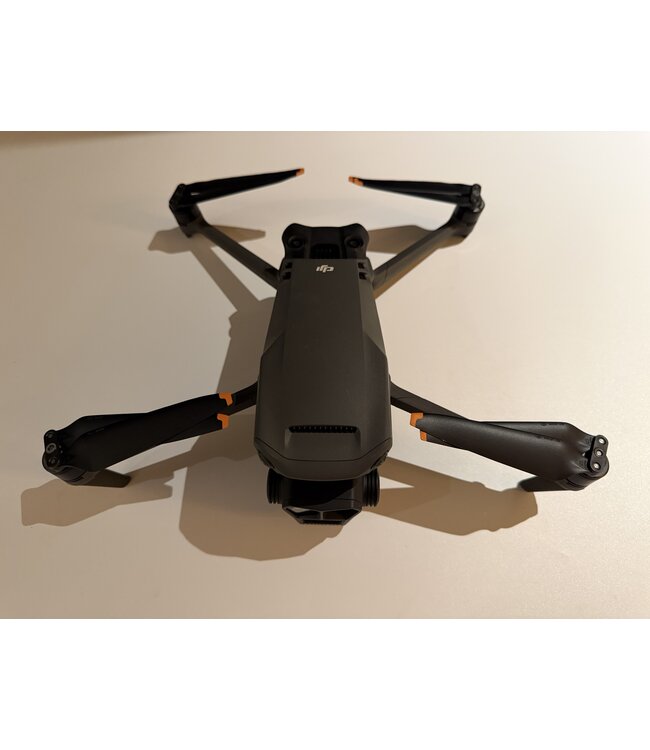 DJI MAVIC 3 PRO FMC met RC PRO controller (garantie)  gebruikt
