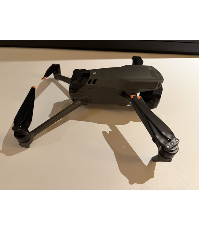 DJI MAVIC 3 PRO FMC met RC PRO controller (garantie)  gebruikt