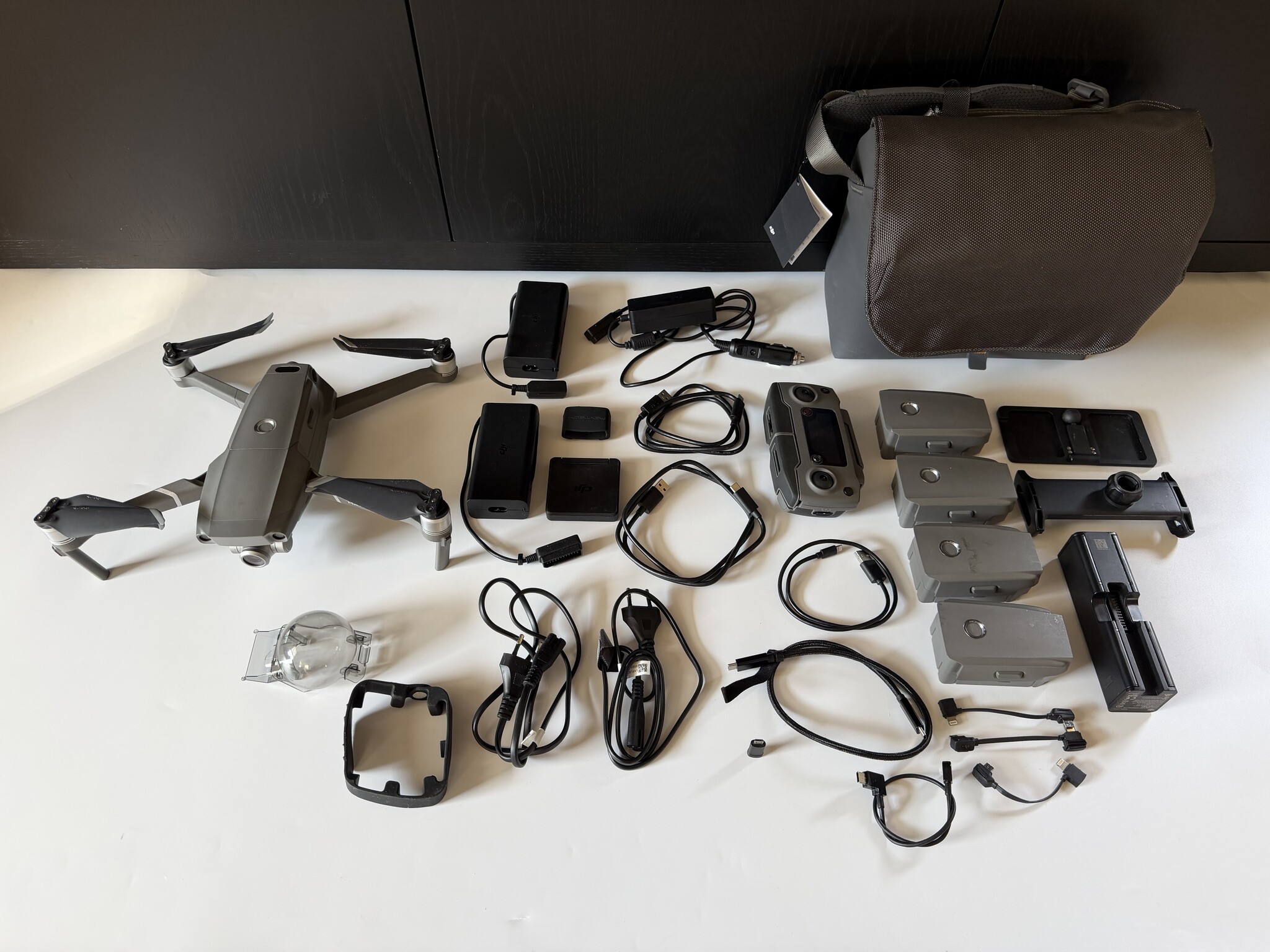 DJI DJI Mavic 2 ZOOM - FLY MORE KIT 5 accu - goede staat