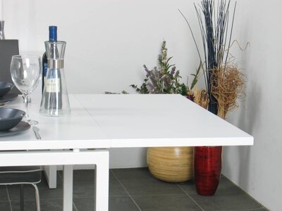 Aansteekplaat design tafel wit Peak 45 cm