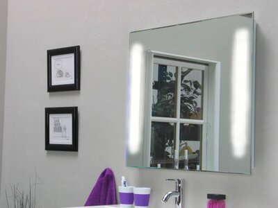 Spiegel met verlichting Sara