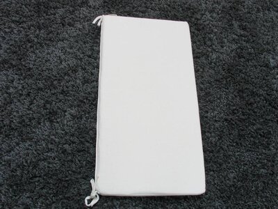 Kussen wit 105x42 cm voor halbank 120 cm