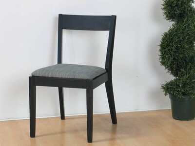 Stoel Skagen zwart met grijze zitting