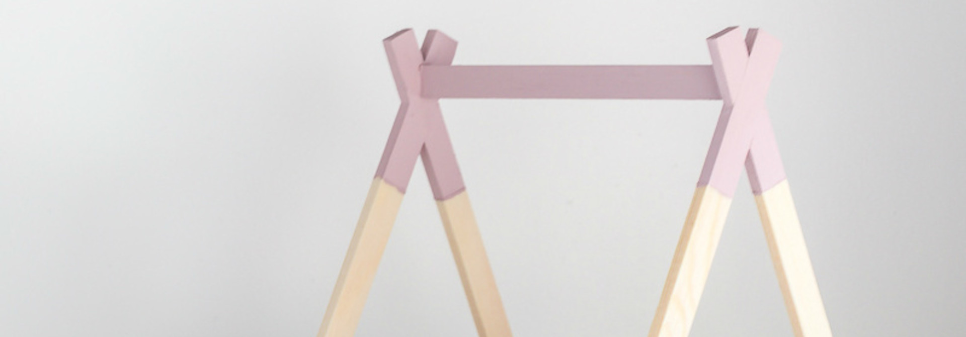 Tipi Bed Open Model Oud Roze