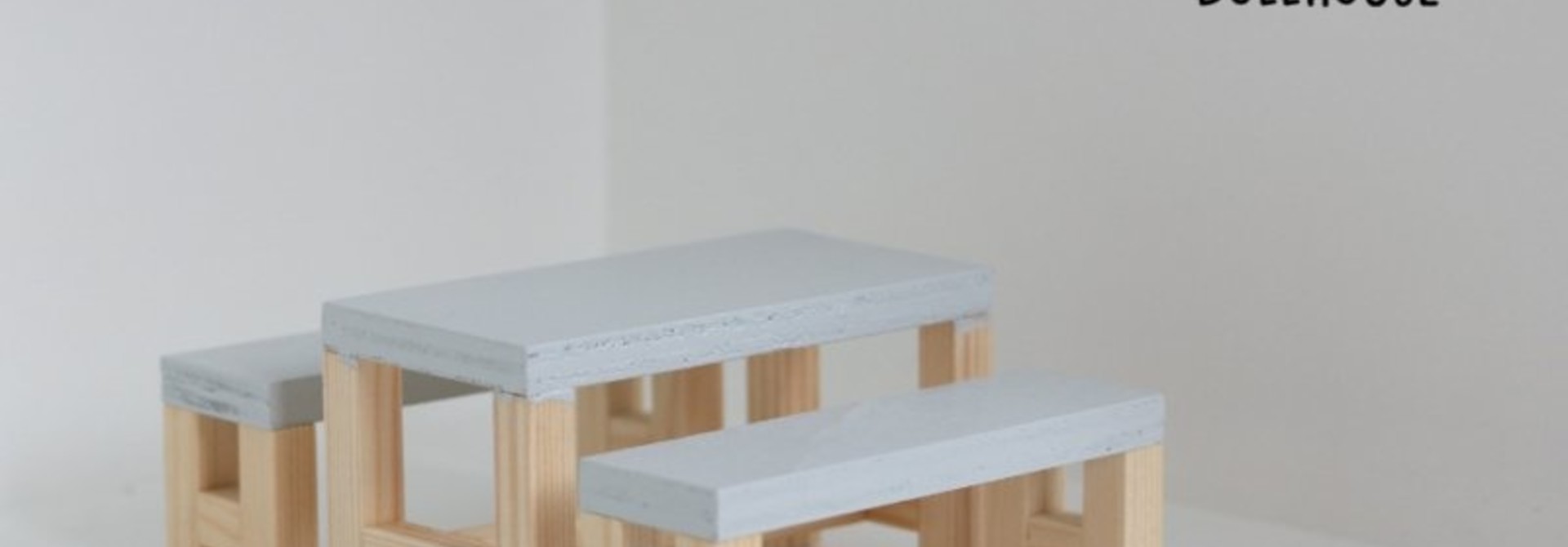 Eettafel Grijs met Bankjes