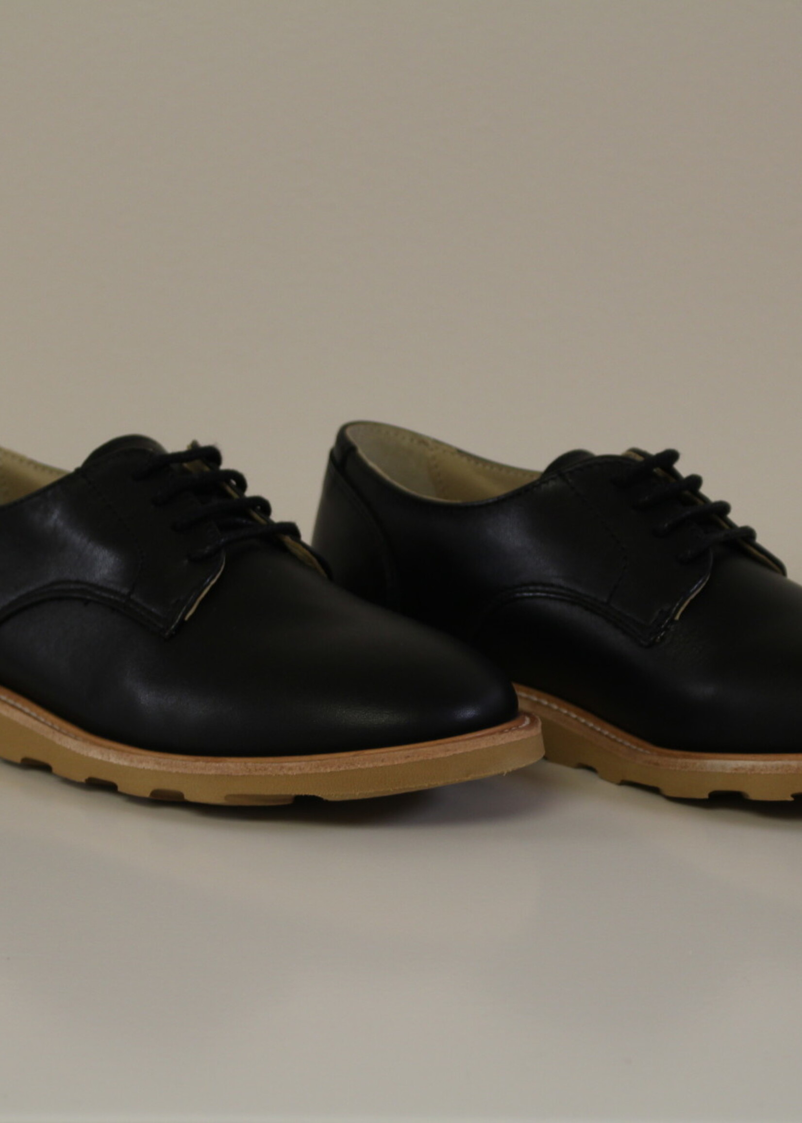 Young Soles Reggie leather derby black