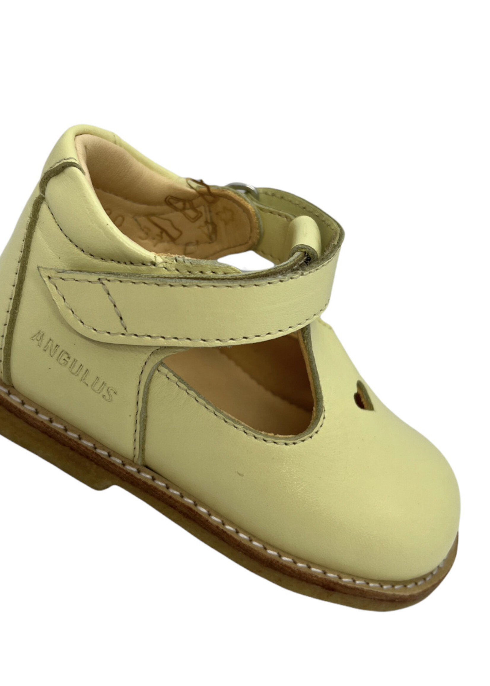 Angulus 3267-101 starter Mary Jane with heart and velcro light yellow