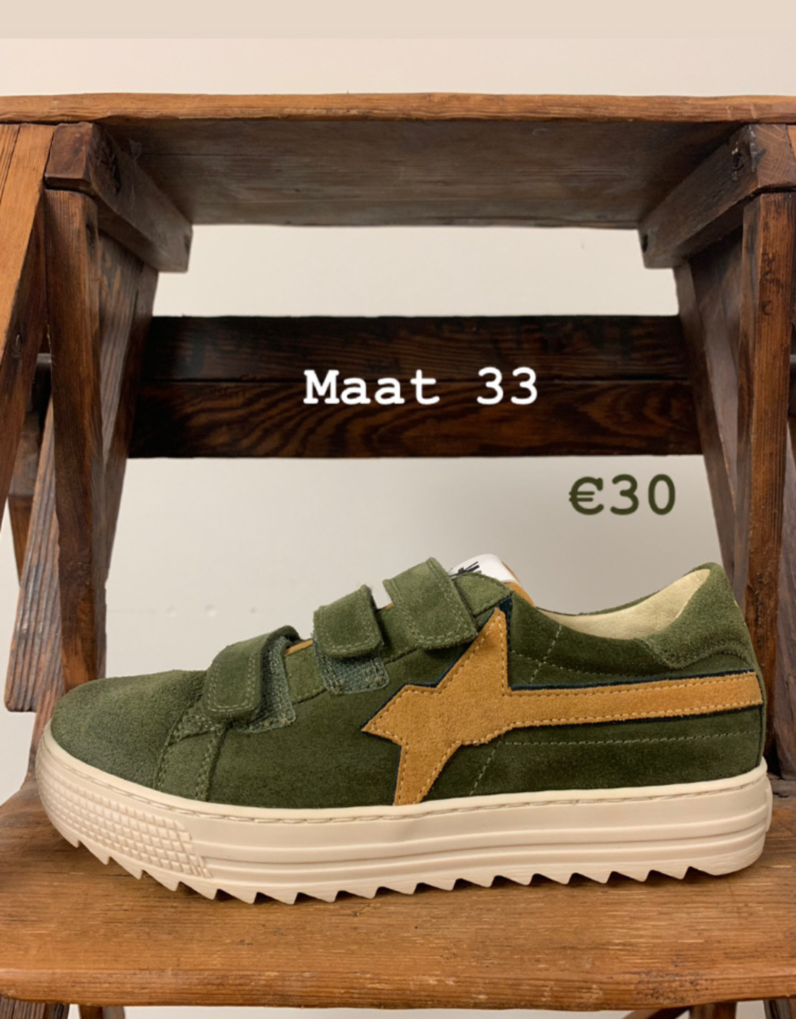 W6YZ Fire sneaker velcro Benjamine