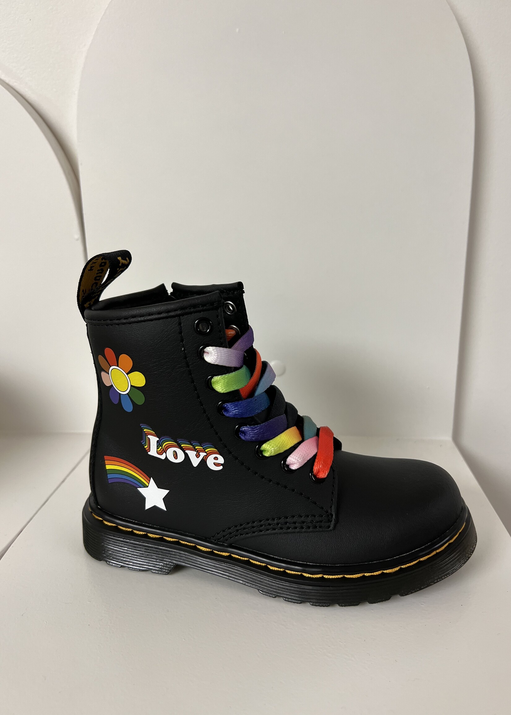 Dr Martens 1460 black hydro leather love