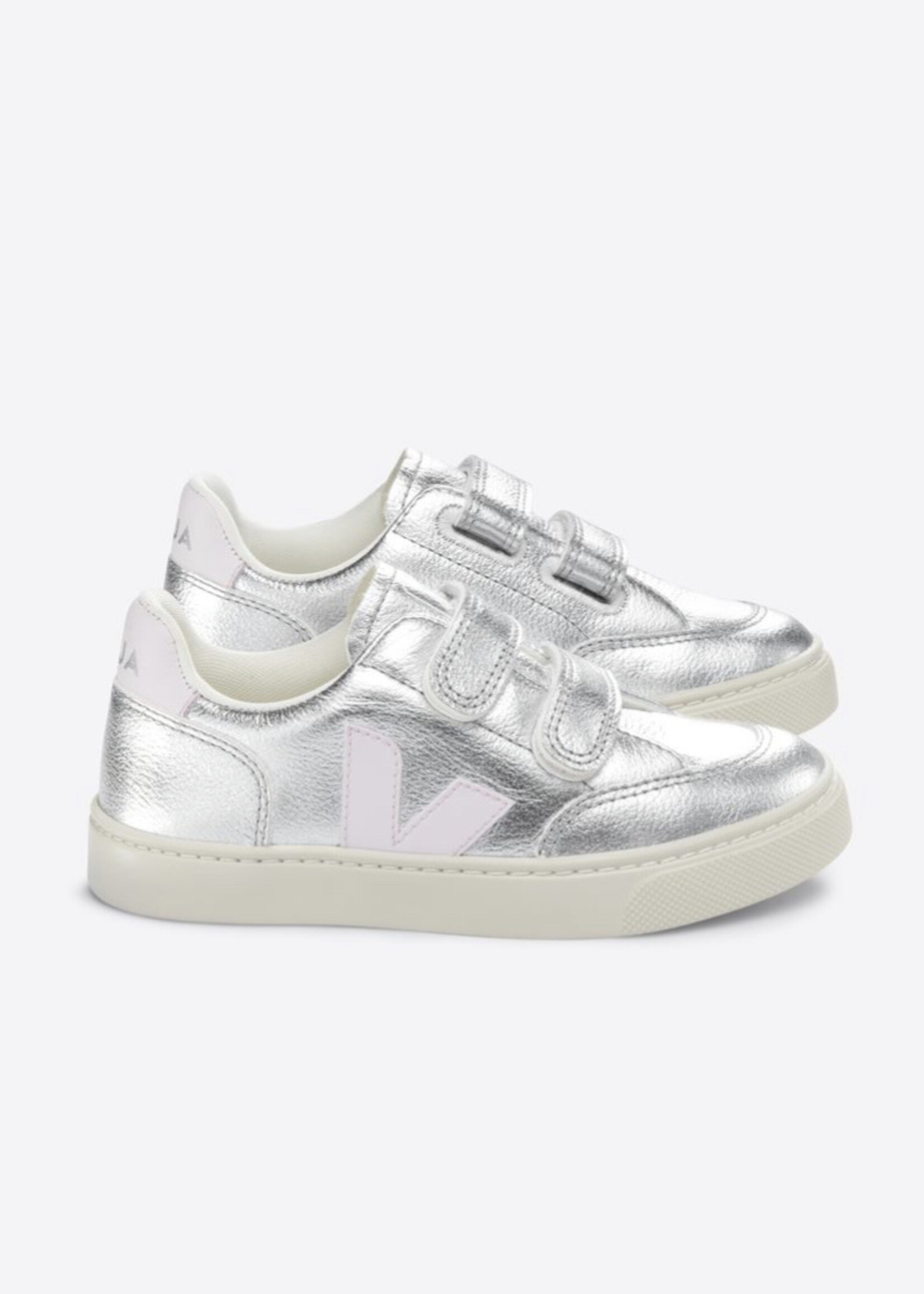 VEJA V-12 chromefree leather silver lassi