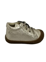 Naturino cocoon met pebbled platinum matt