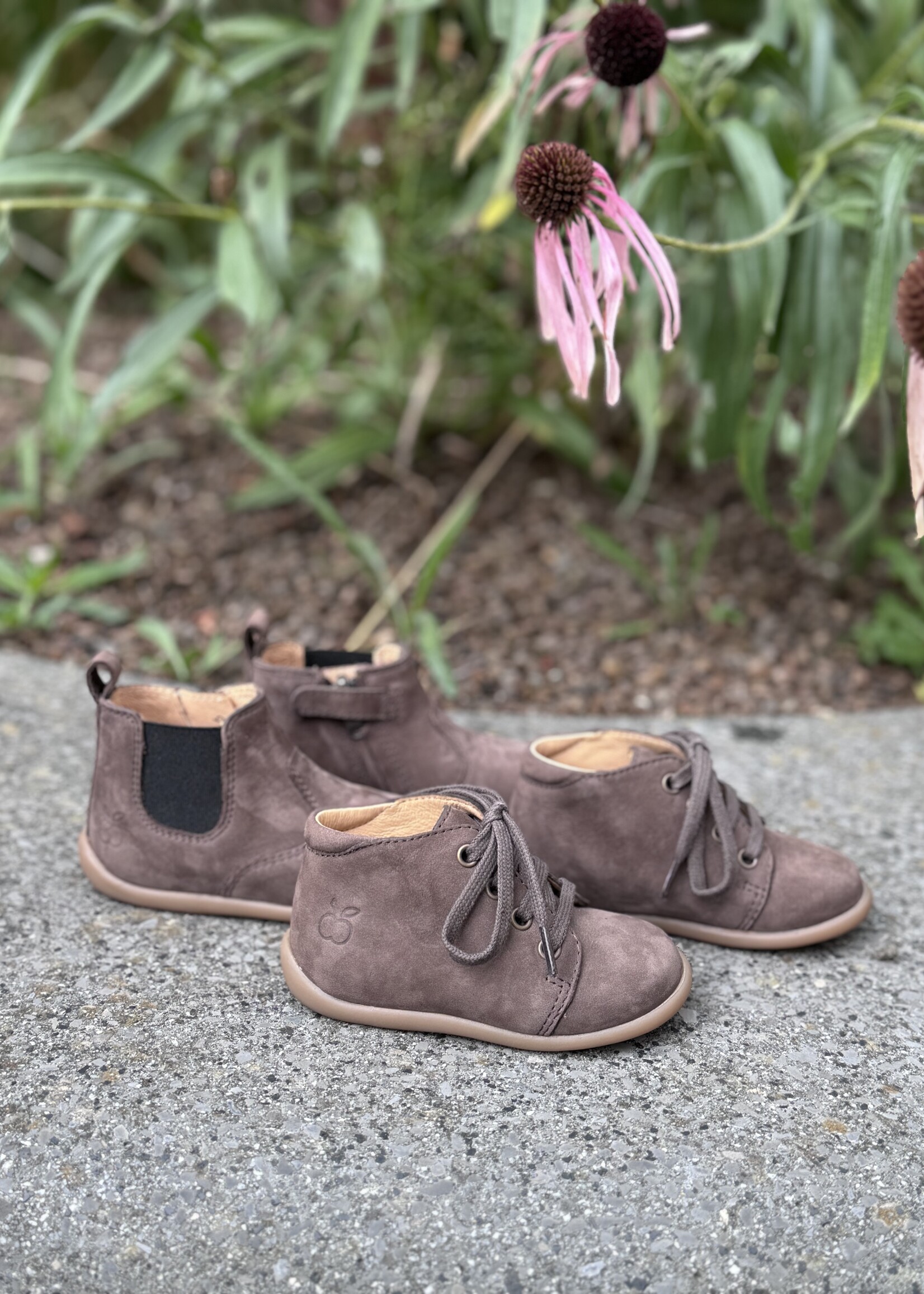 Pom d'api stand-up Jod nubuck taupe