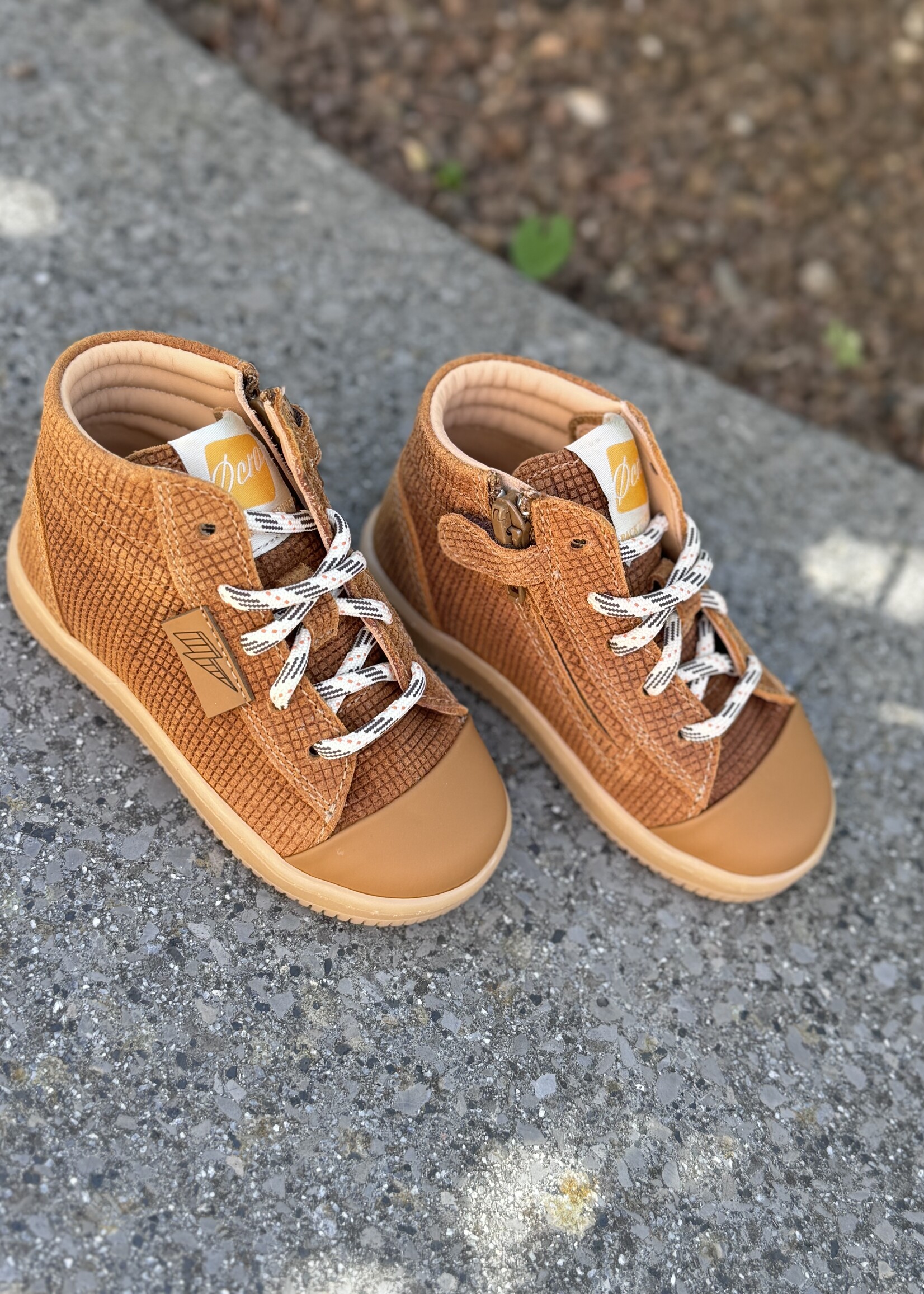 Ocra D740 eerste stapper camel